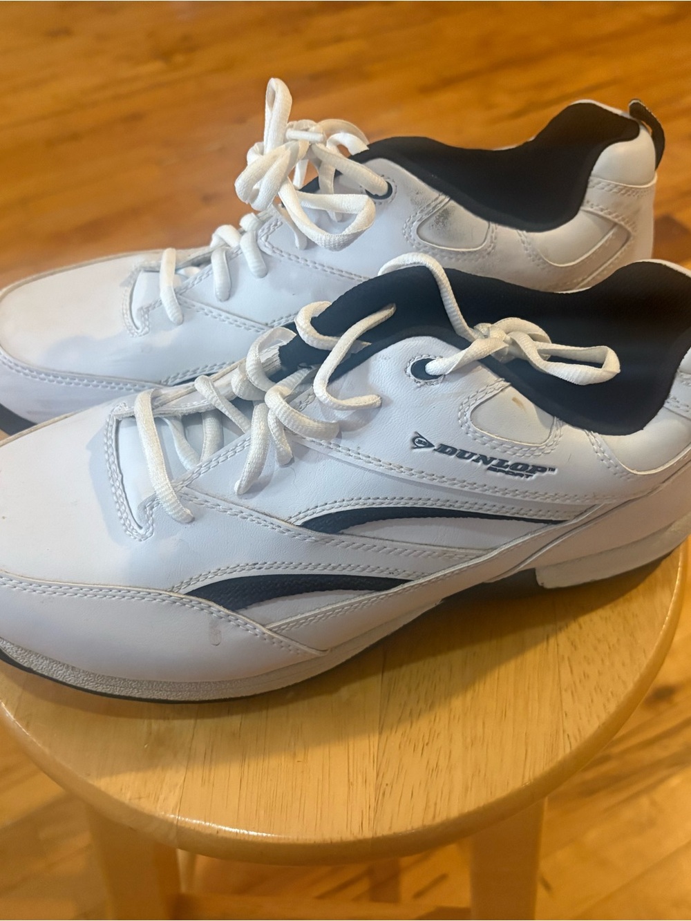 Men’s Dunlop White and Navy Golf Shoes - Size 11